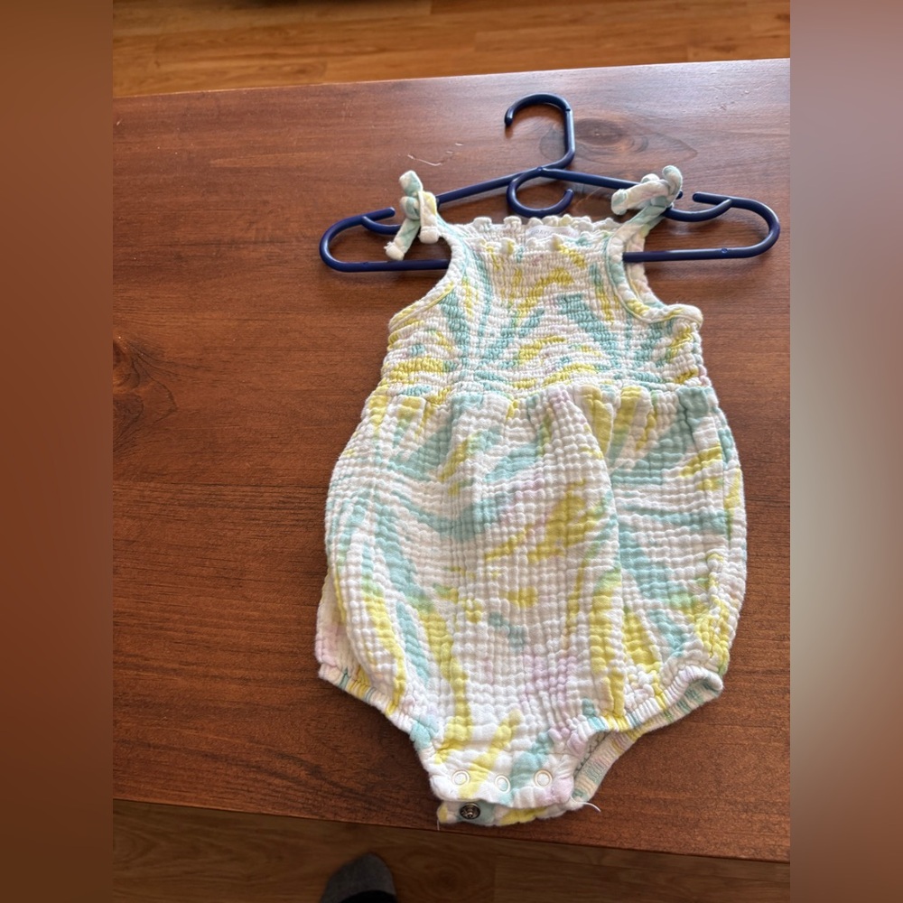 🩷6 for $20 🩷 Pastel Tie-Dye Baby Romper